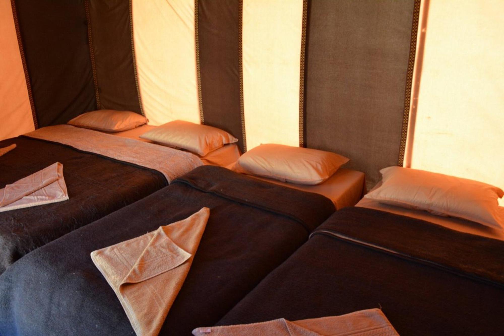Camel Trekking Desert Camp Мерзуга Экстерьер фото