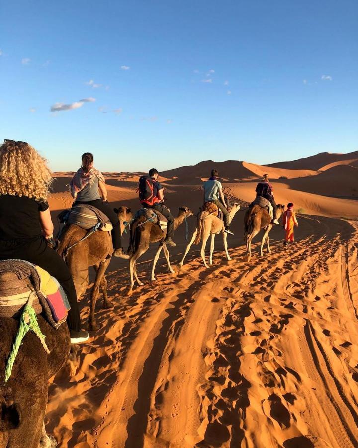 Camel Trekking Desert Camp Мерзуга Экстерьер фото