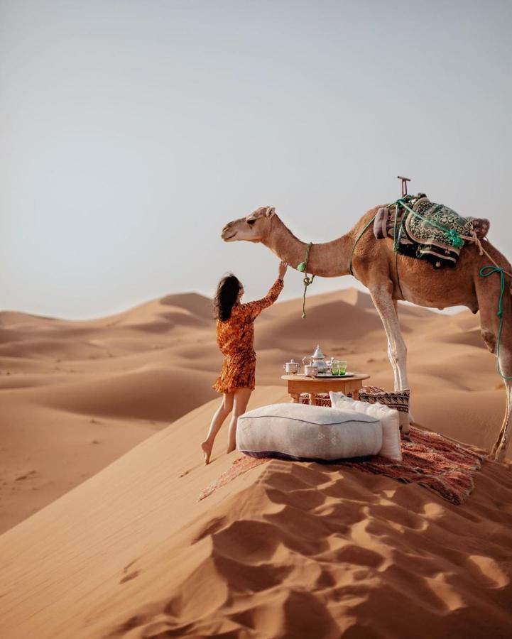 Camel Trekking Desert Camp Мерзуга Экстерьер фото